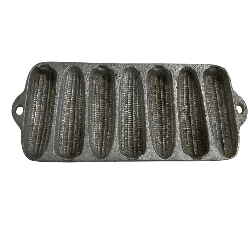 Vintage Cornbread Stick Pan Cast Aluminum Corn Cob Mold 7-Cavity USA Style